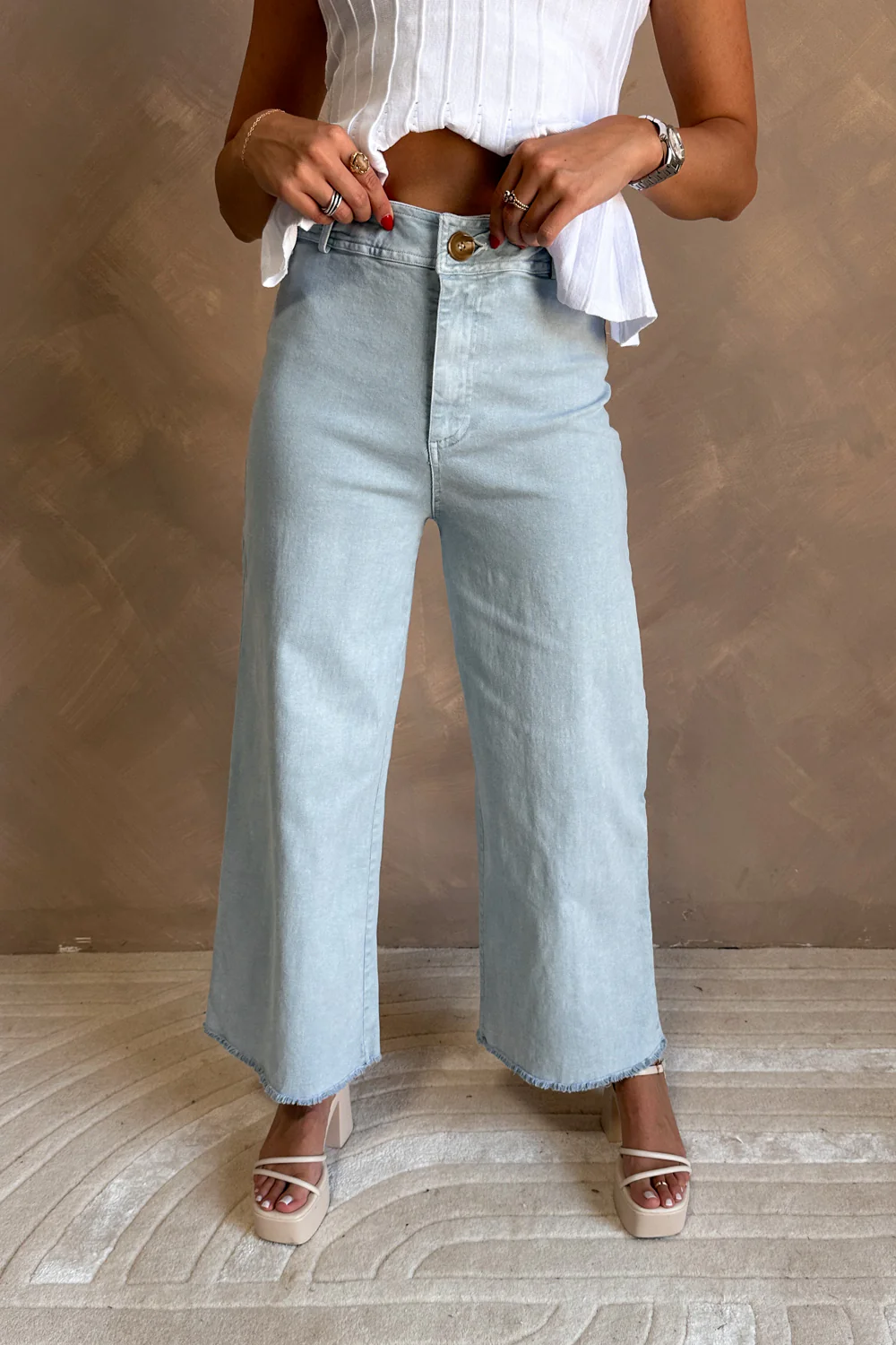 Greer Wide Legs Jeans - Image 4