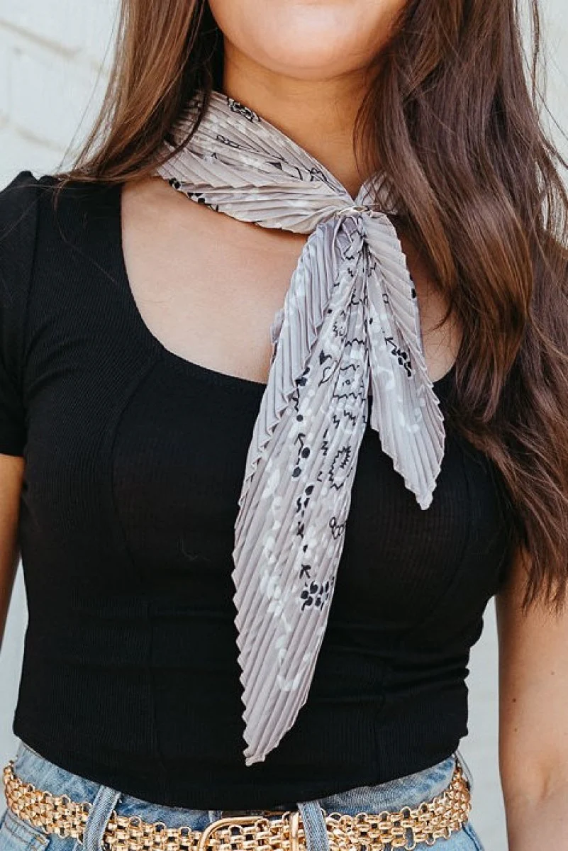 Happy and Free Scarf in Grey