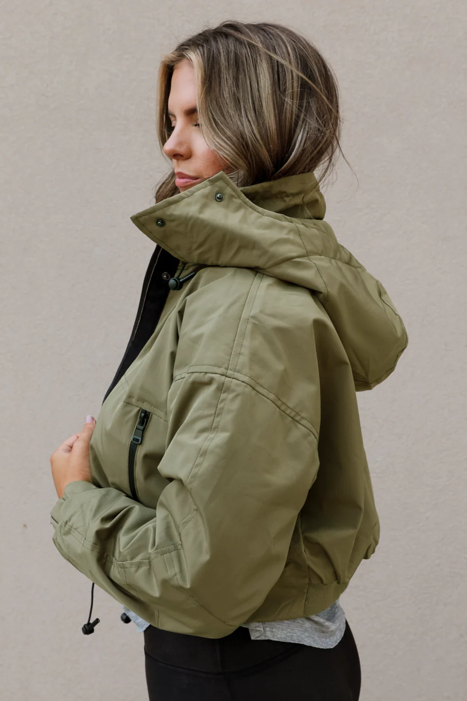 Brittany Olive Green Puffer Cropped Jacket - Image 3