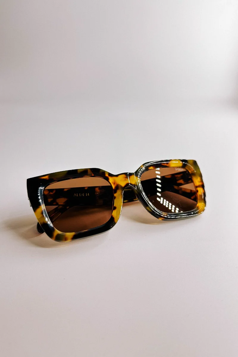 I-Sea: Alden Sunglasses in Brown Tortoise - Image 2