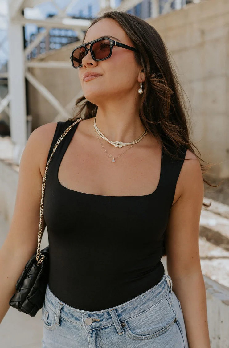 Jessica Knot Necklace - Image 2