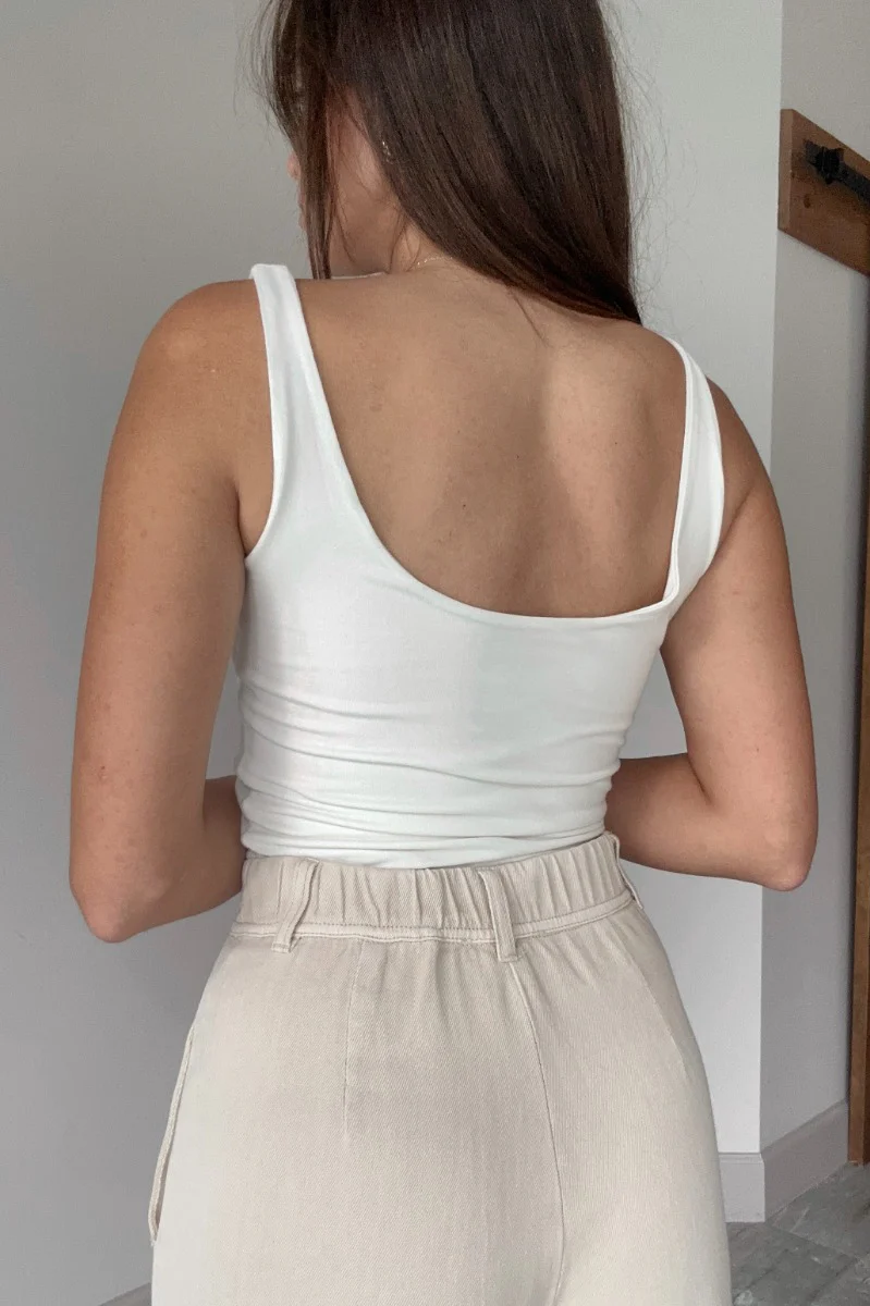 Josie Off White Basic Scoop Neck Tank - Image 3