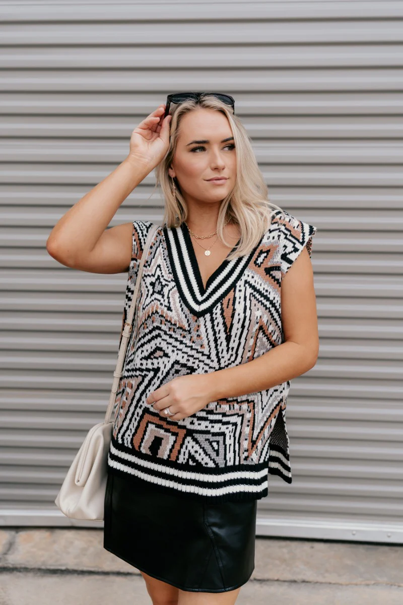 Julia Star Print Sweater Vest - Image 8