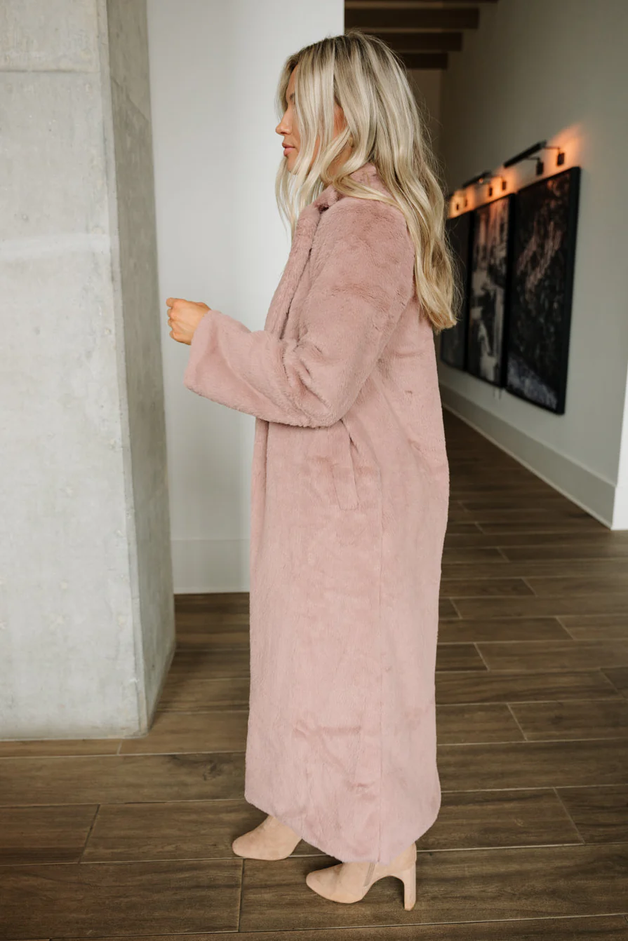 Juliette Mauve Faux Fur Coat - Image 9