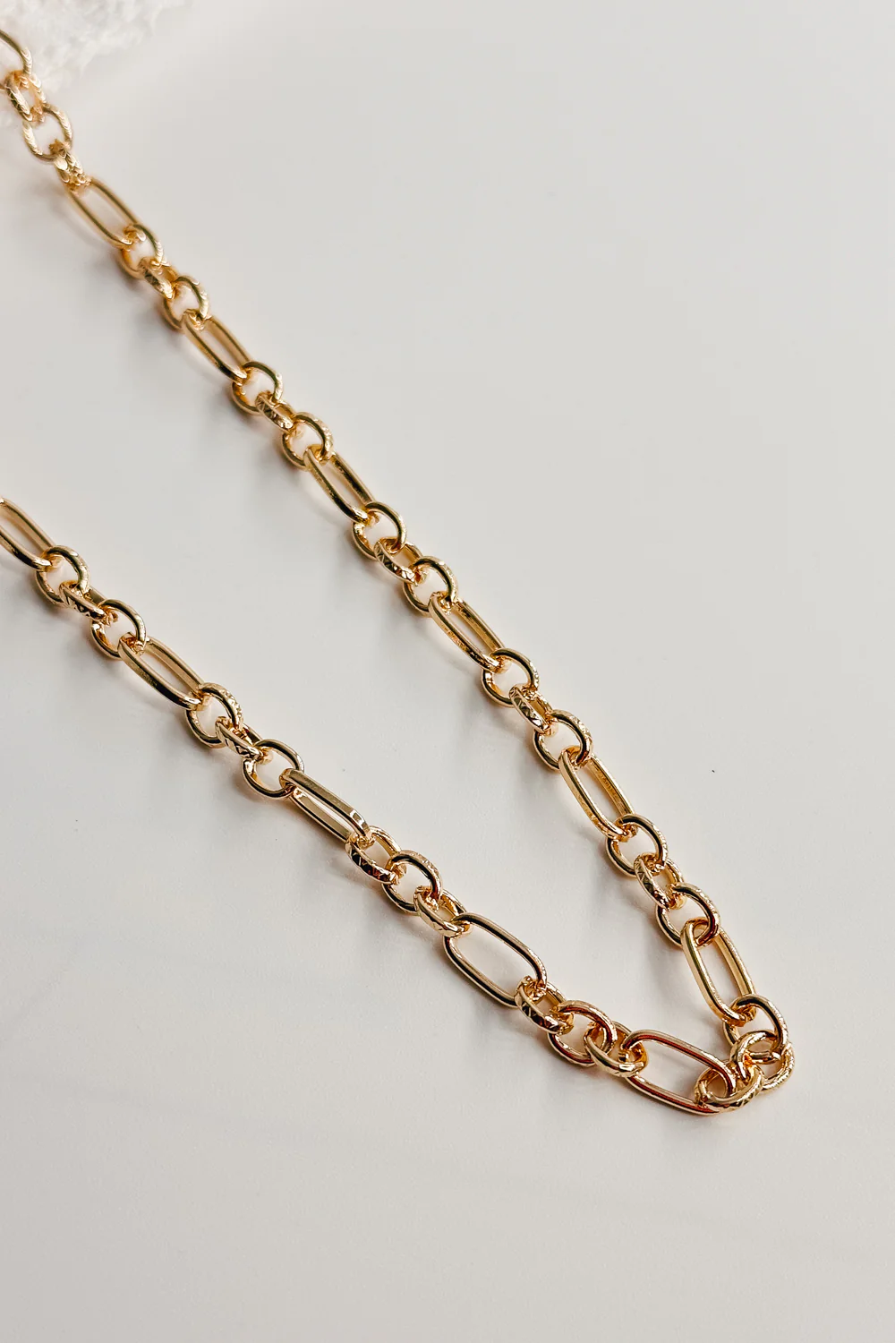 Kennedy Gold Chain Link Necklace - Image 3
