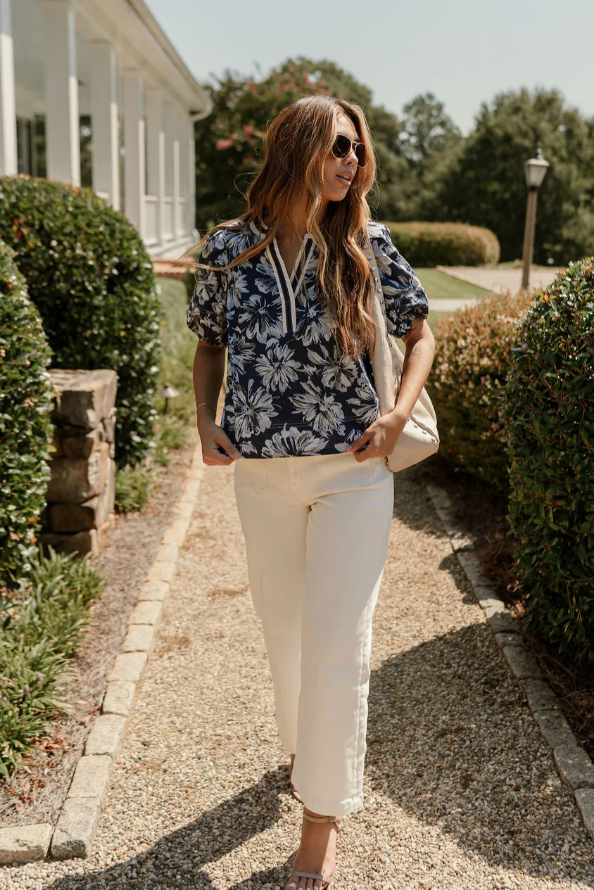 Laura Blue Multi Floral Short Sleeve Top - Image 2