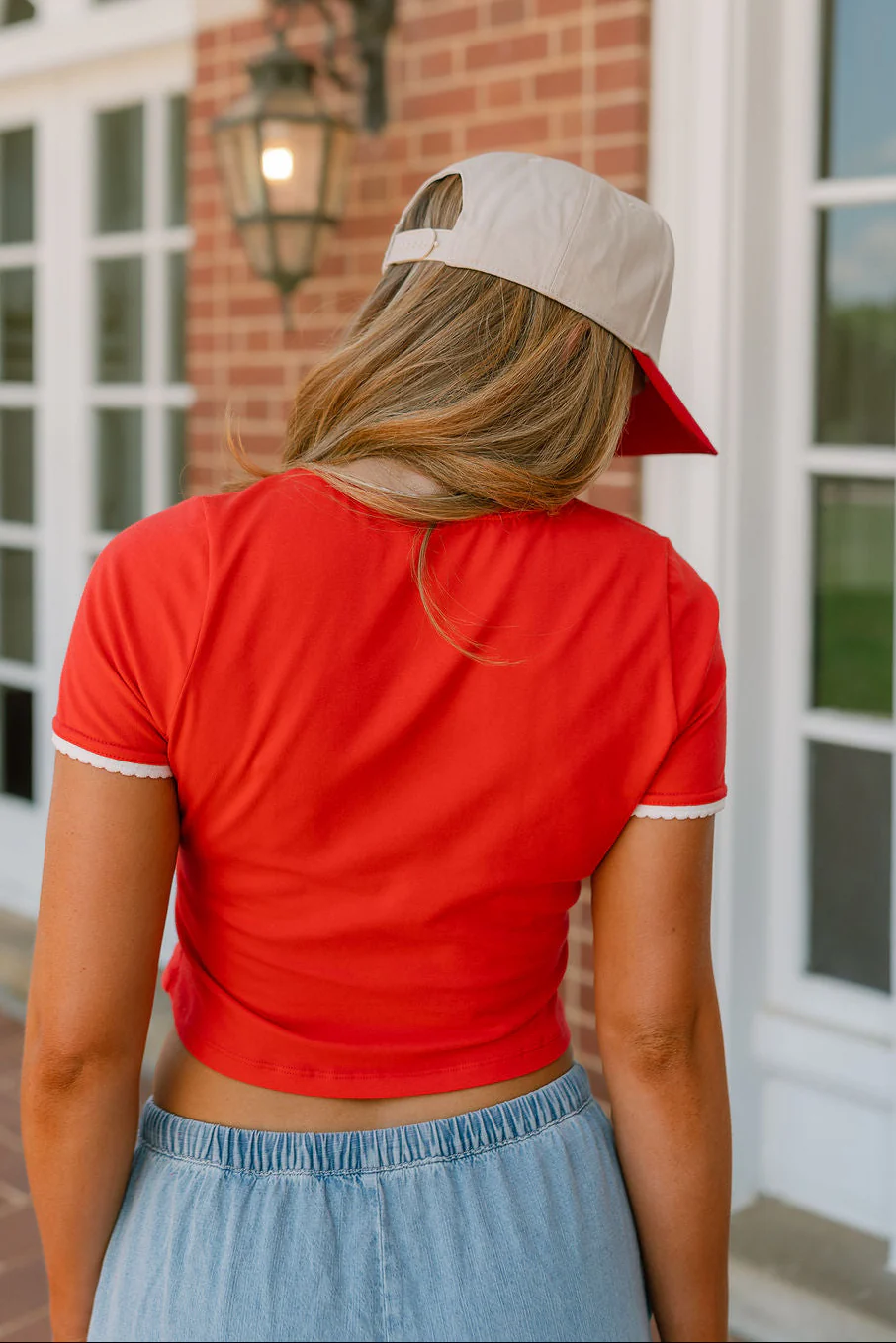Laura Red & White Scallop Short Sleeve Top - Image 4
