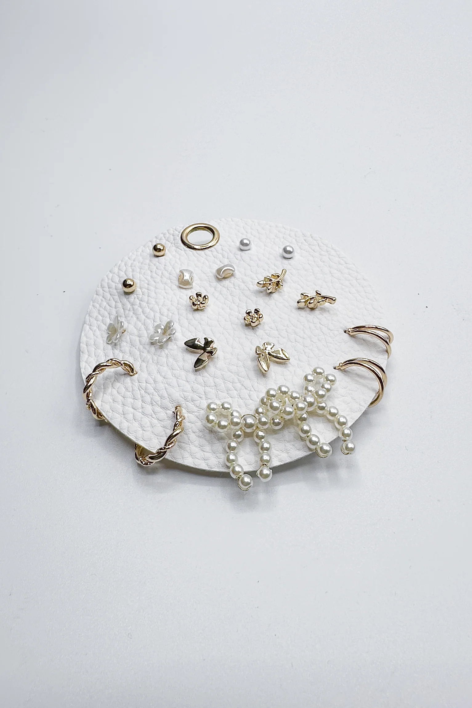 Layla Gold & Pearl Bow Earring Set