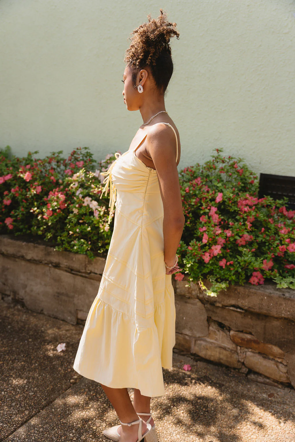 Layla Yellow Flare Midi Sleeveless Dress - Image 7