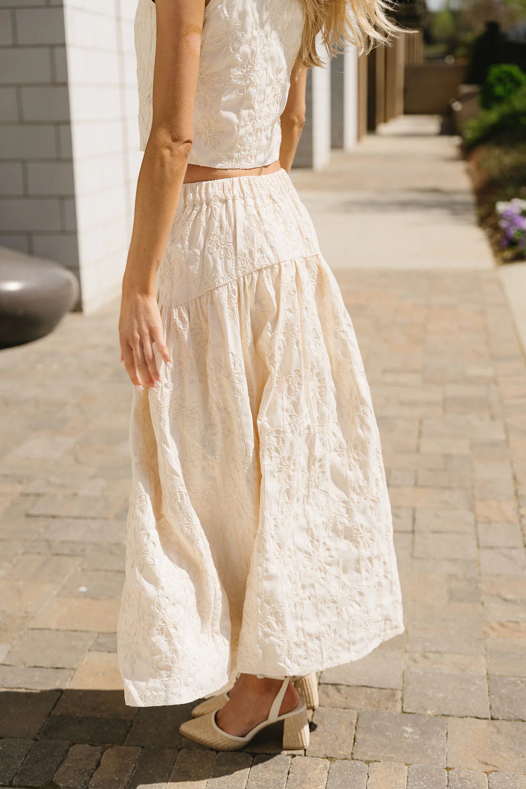 Leia Cream Monochrome Floral Midi Skirt - Image 3