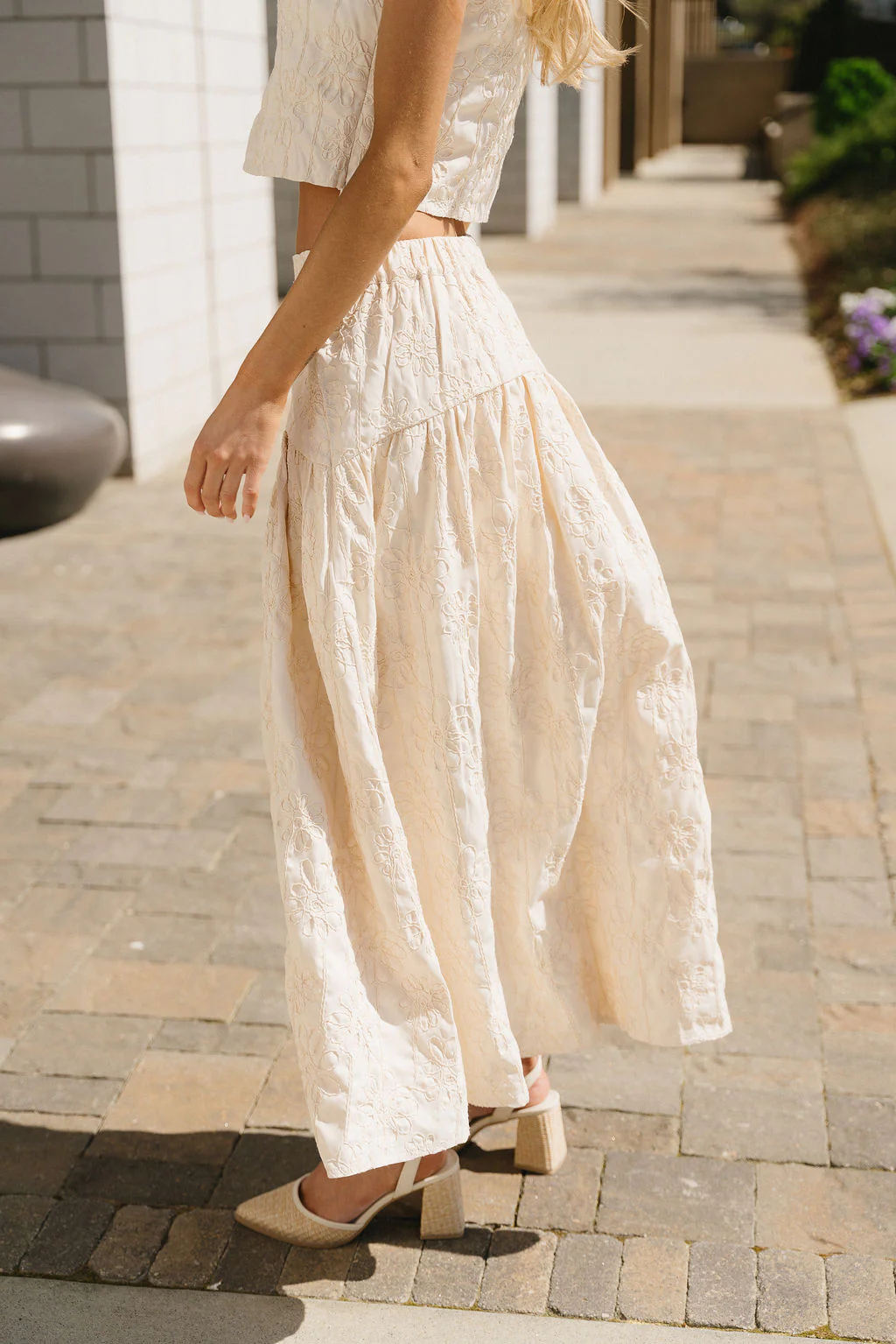 Leia Cream Monochrome Floral Midi Skirt - Image 6