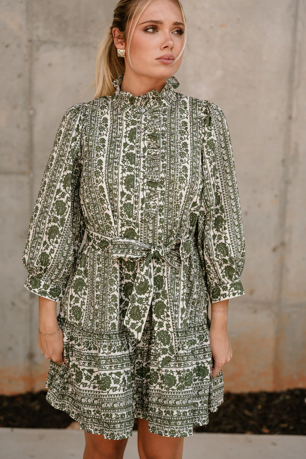 Leila Green & White Floral Flare Mini Dress - Image 6