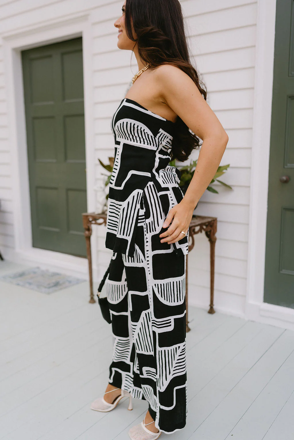 Lila Black & White Strapless Top - Image 5