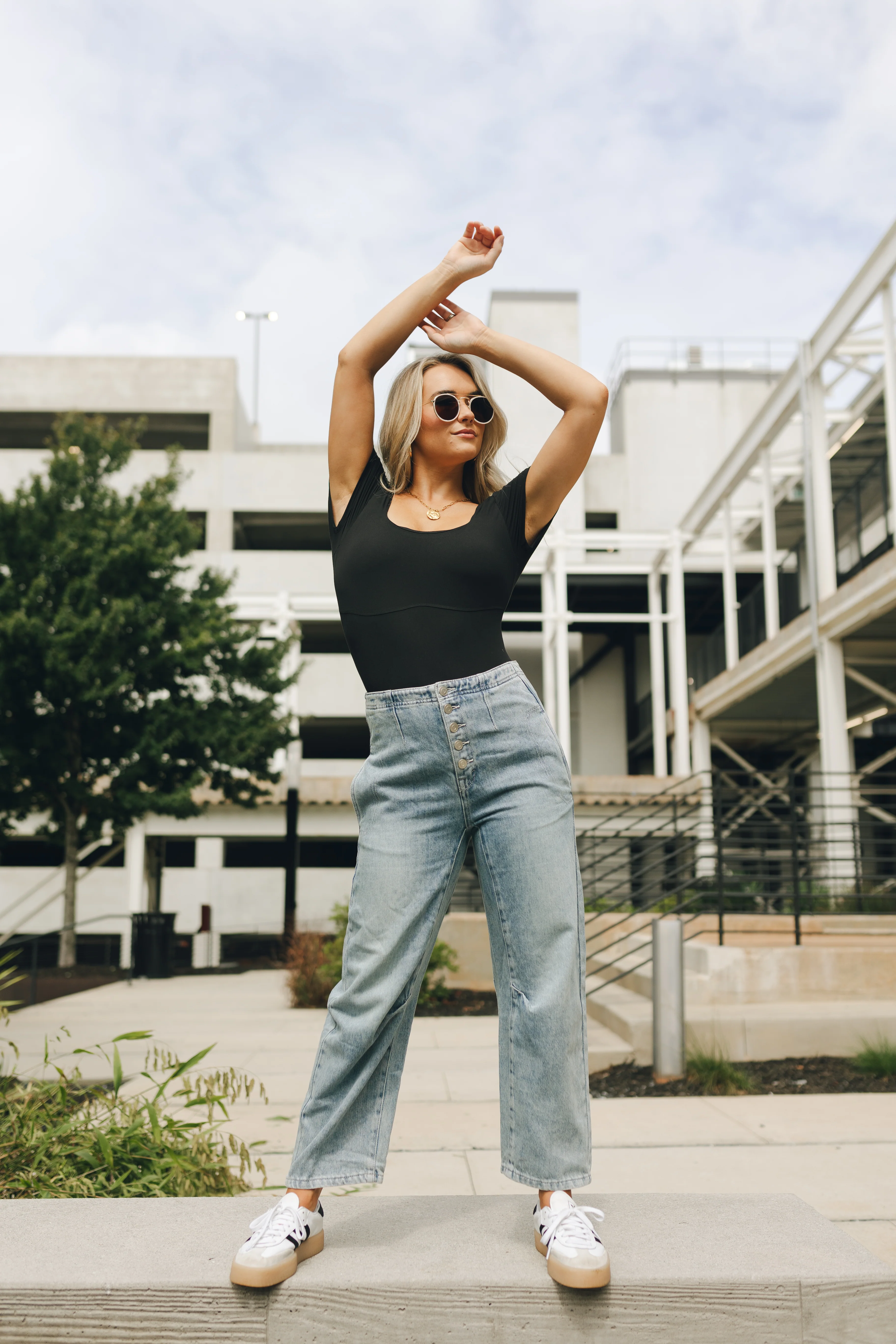 Lilly Button-Front Blue Jeans - Image 2