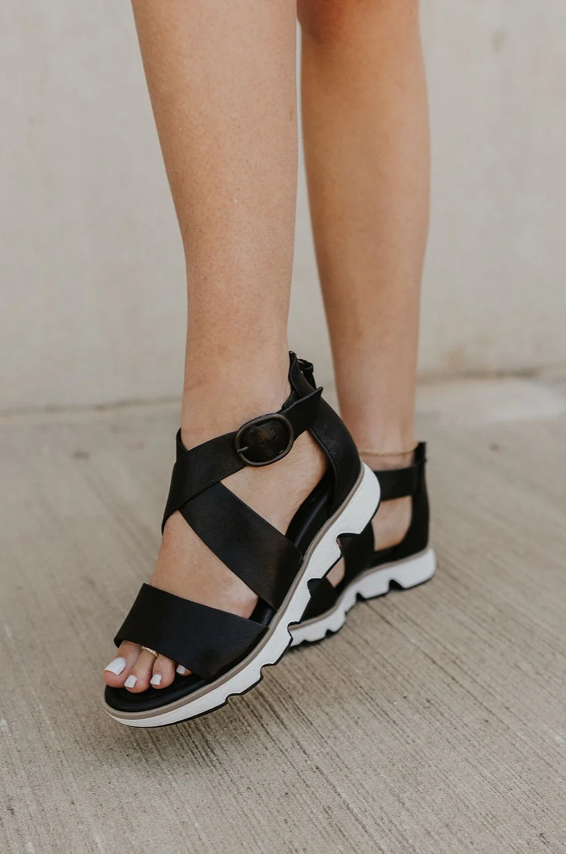Mackenna Sandal in Black