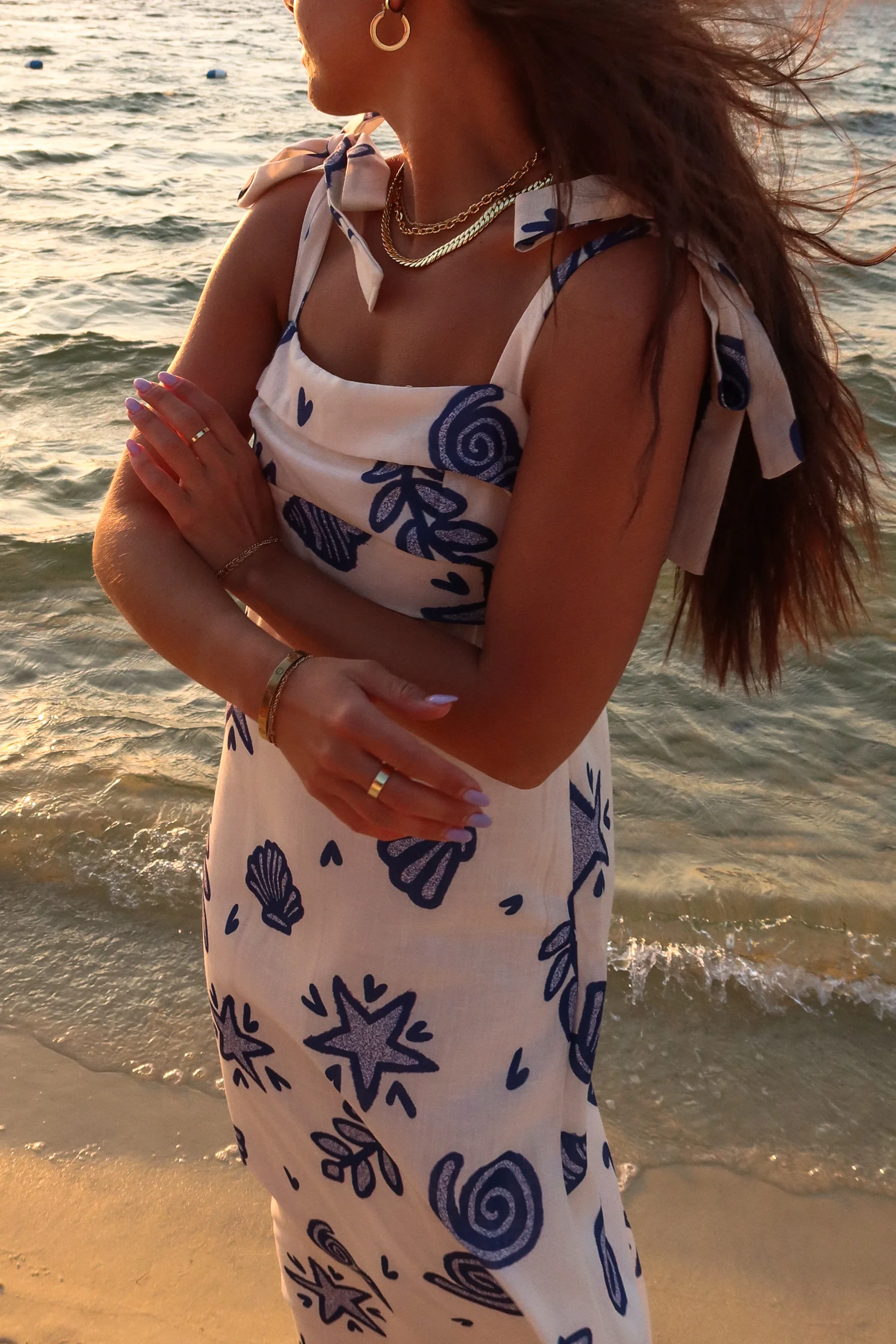 Melanie Cream & Blue Seashell Print Midi Dress - Image 3