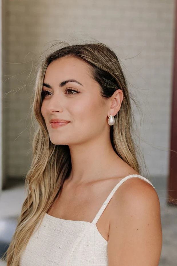 Meredith White & Gold Scoop Studs