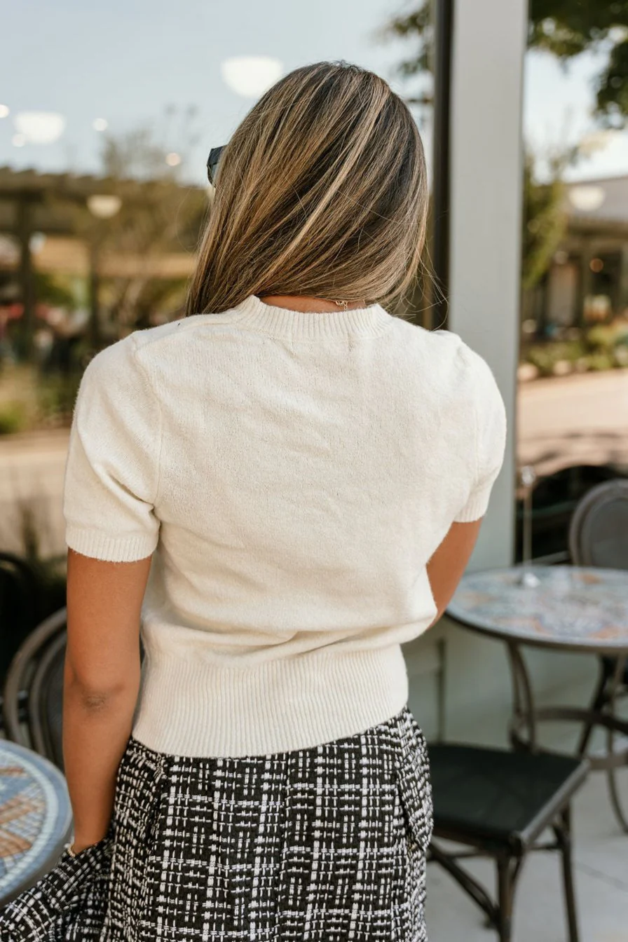 Meriah Cream Short Puff Sleeve Top - Image 4