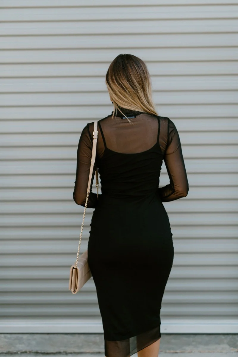 Mesh Well Midi Dress in Black - Image 5