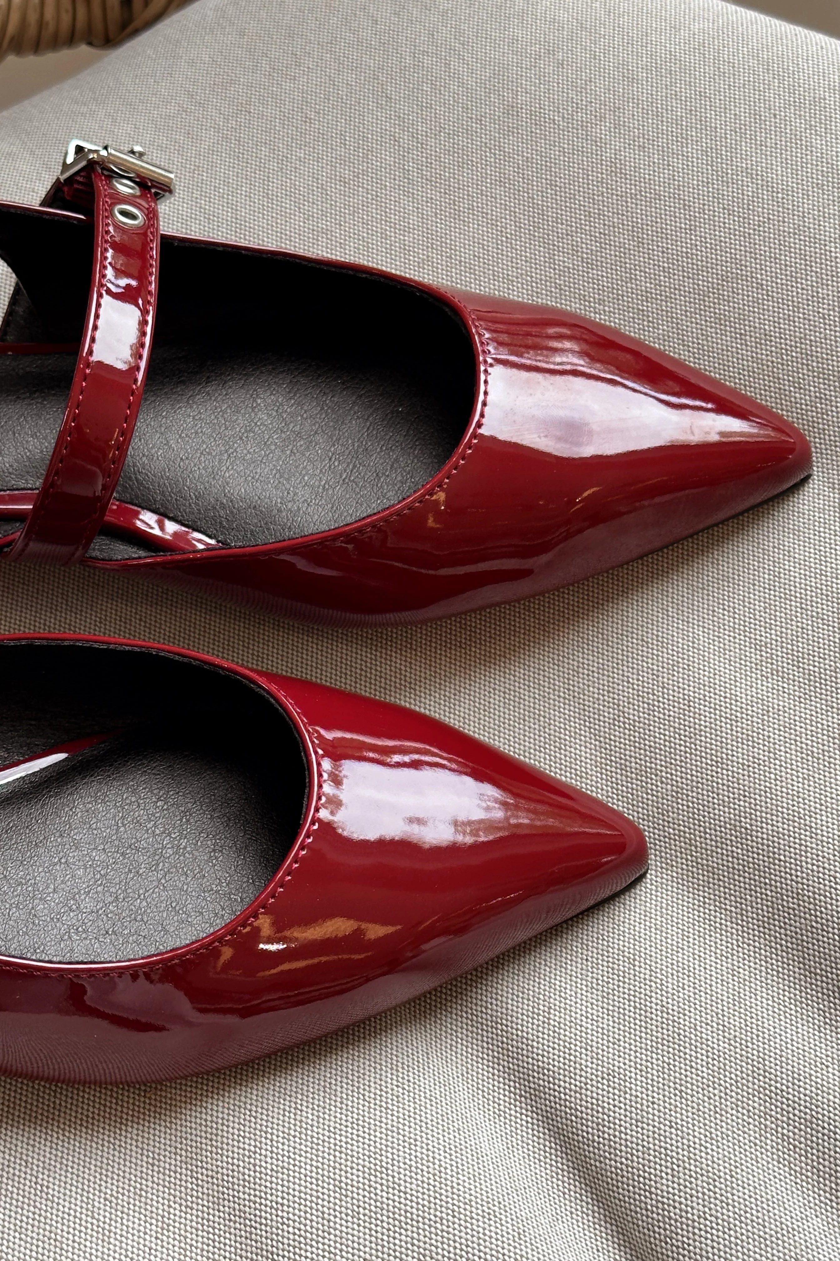 Mia Aree Burgundy Patent Leather Mule - Image 5