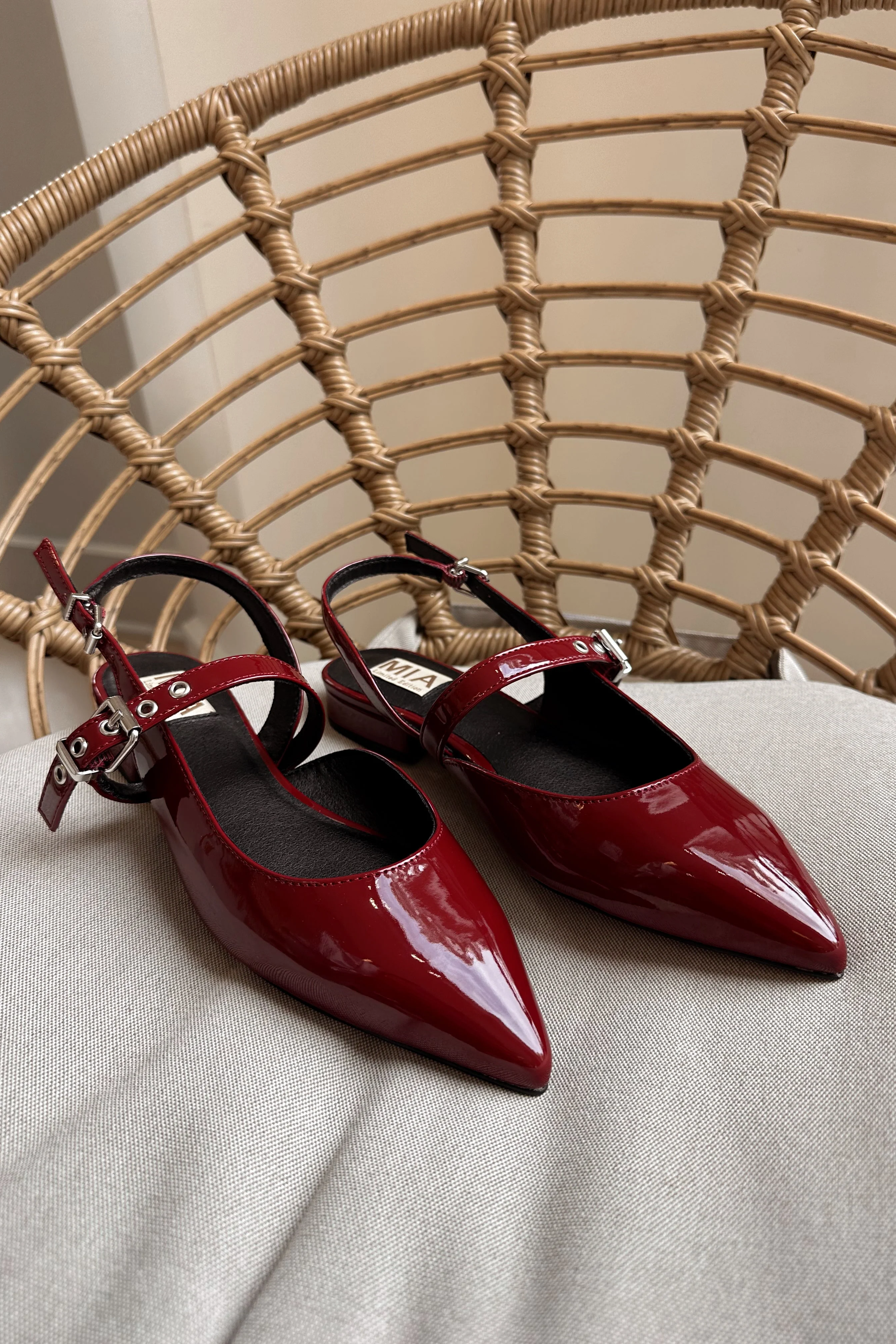 Mia Aree Burgundy Patent Leather Mule - Image 8