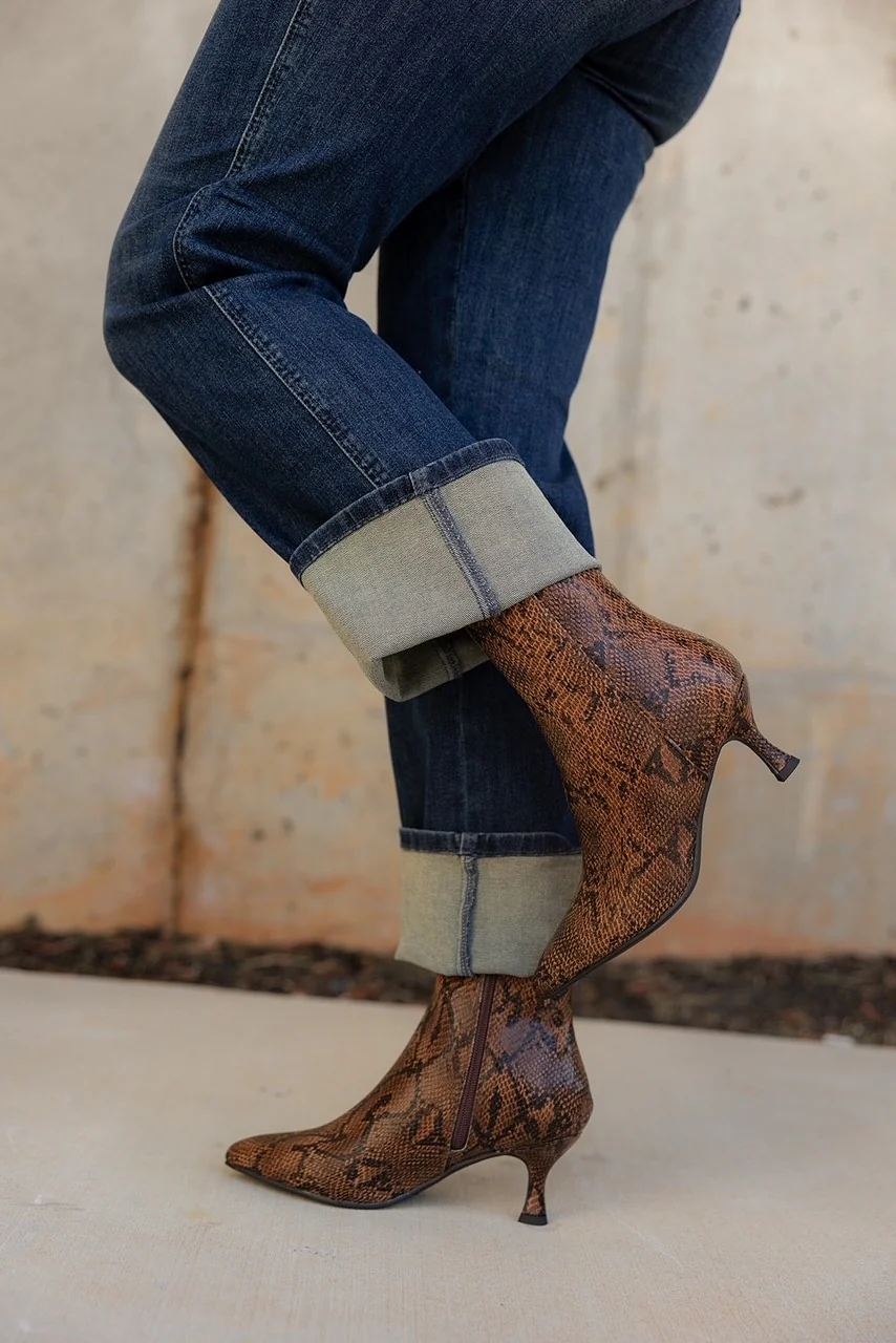 Mia Ediva Brown Snake Pointed Toe Boot - Image 2