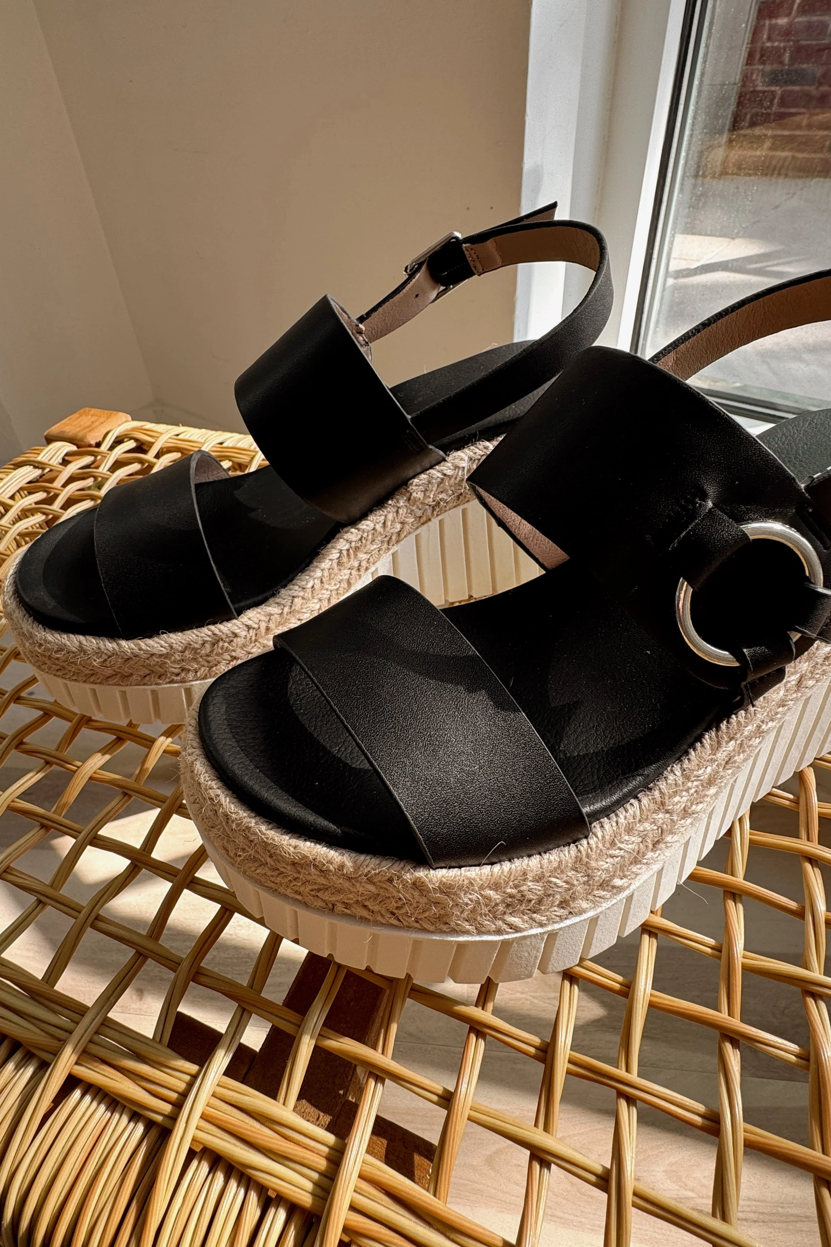 MIA Yuna Black & White Wedge Sandal - Image 8