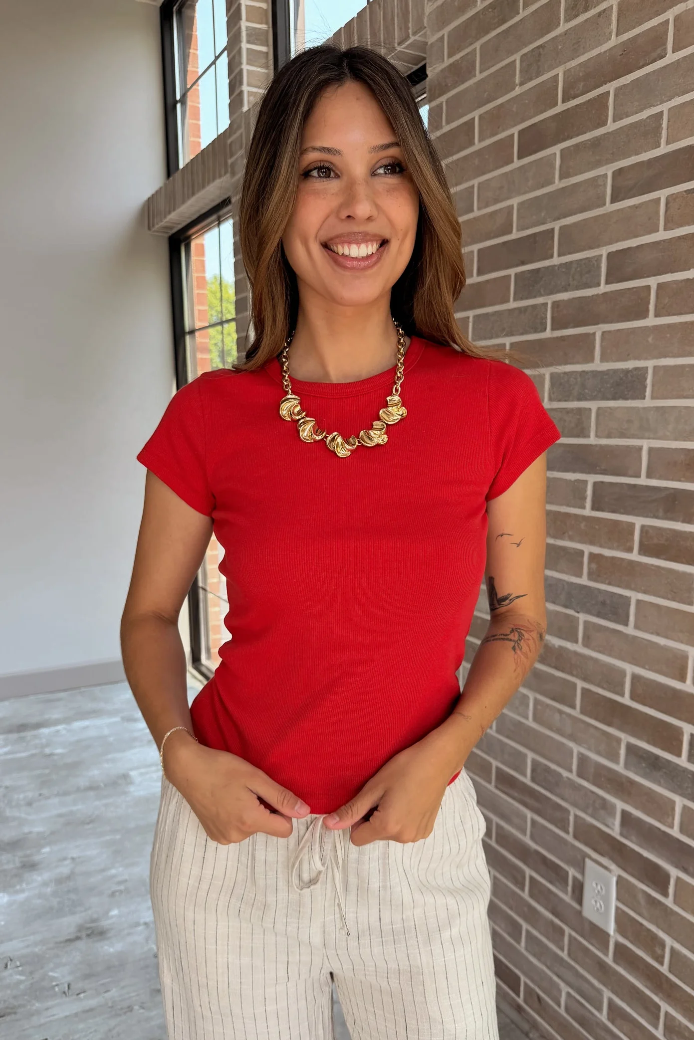 Mila Red Ribbed Short Sleeve Top