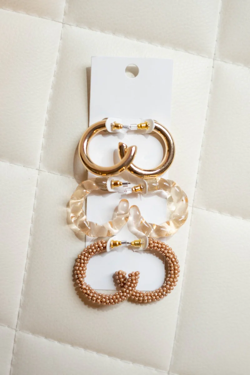 Must Have Earring Set in Taupe