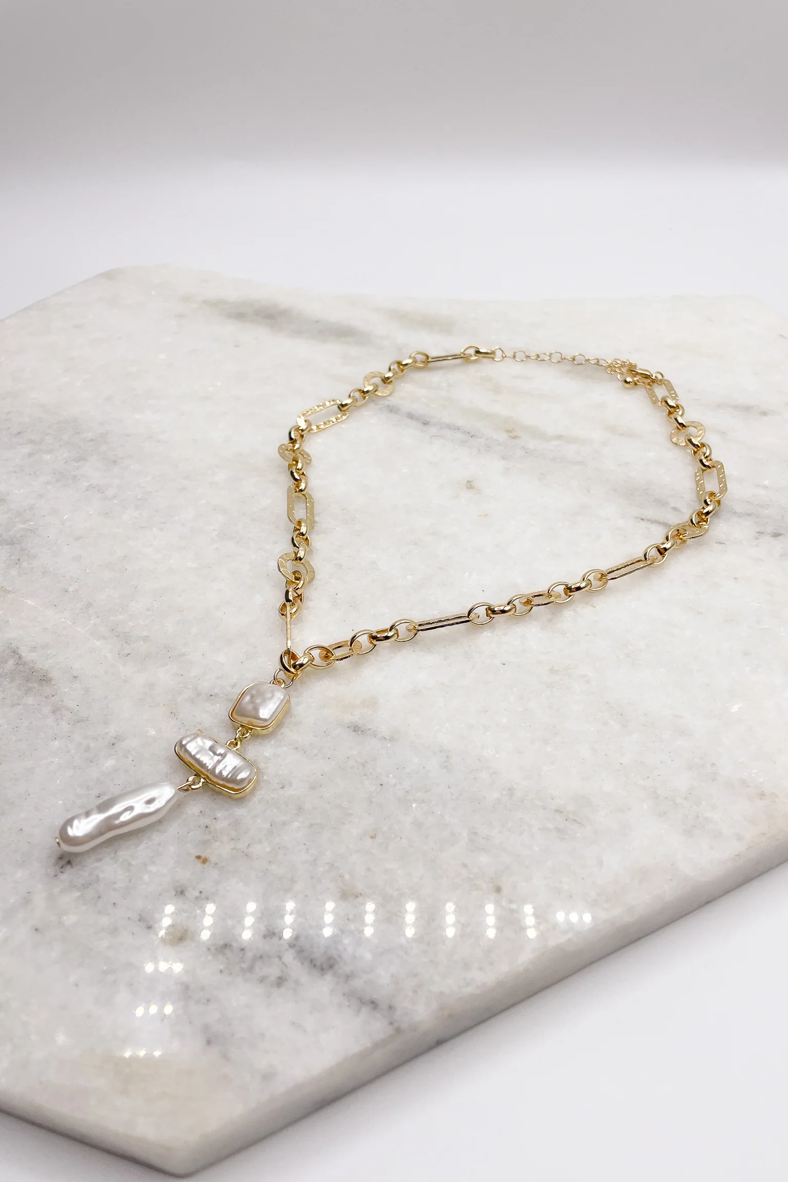 Amara Gold Pearl Necklace