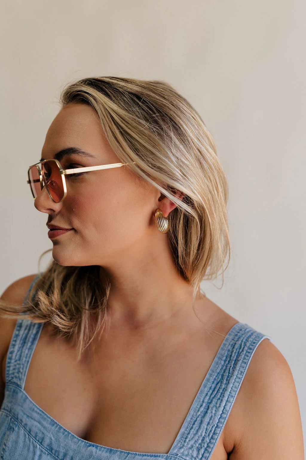 Alexis Gold Ribbed Scooped Stud Earring - Image 2