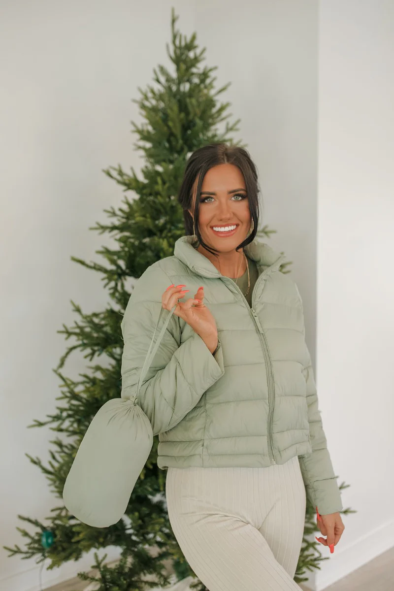 Next Adventure Puffer Jacket in Moss - Image 4