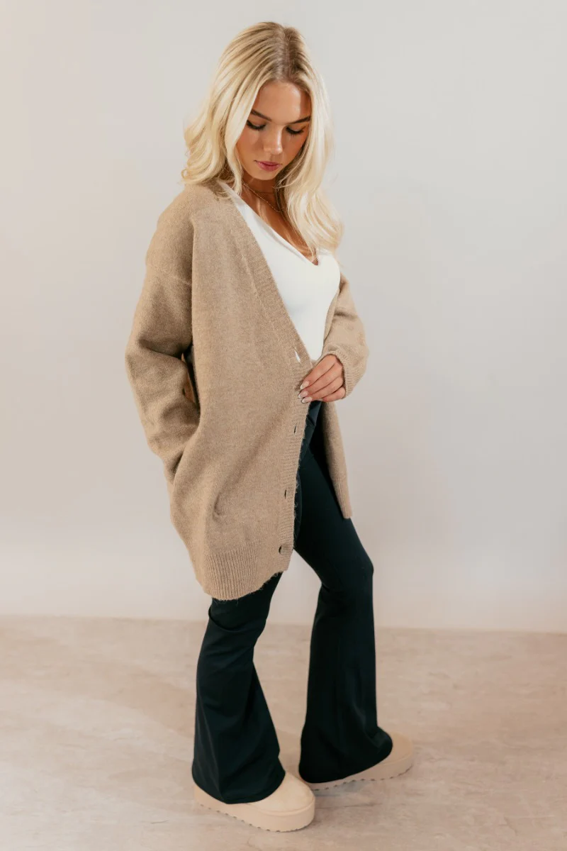 Oaklynn Mocha Oversized Cardigan - Image 5