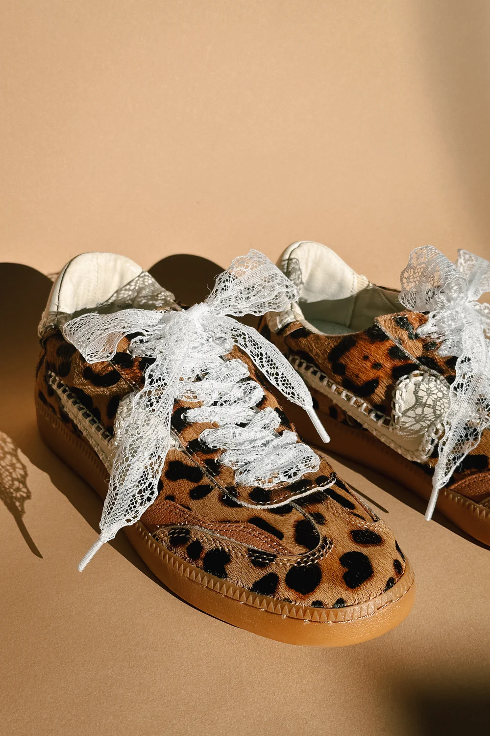 Off White Fancy Lace Shoe Laces - Image 7