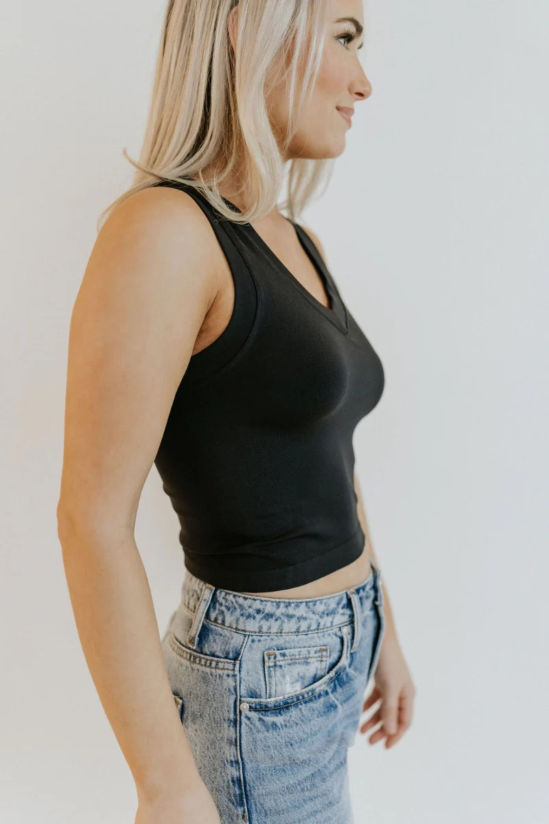 On The Go Tank In Black - Image 3