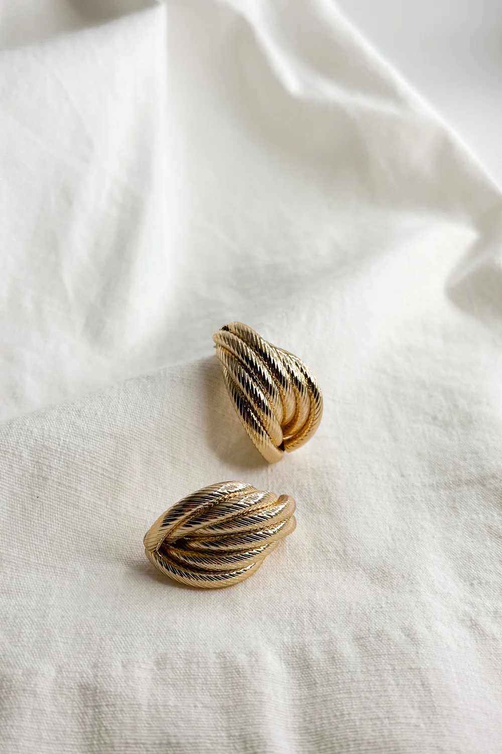 Stella Gold Dipped Rope Dangle Stud Earring - Image 4