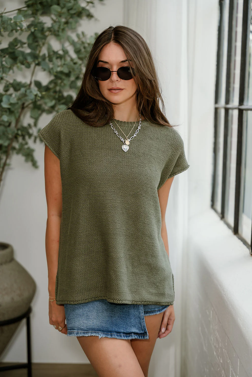 Rima Olive Green Sleeveless Sweater - Image 3