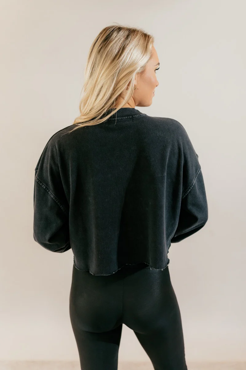 River Black Cropped Sweatshirt - Image 6