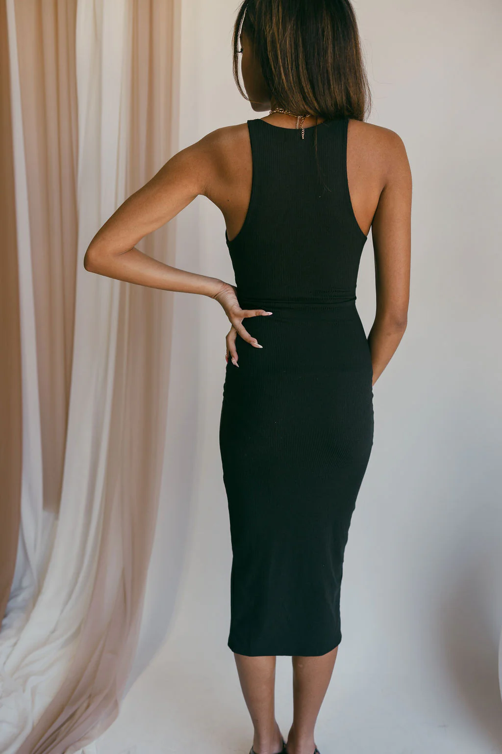 Rochelle Black Bodycon Sleeveless Midi Dress - Image 7