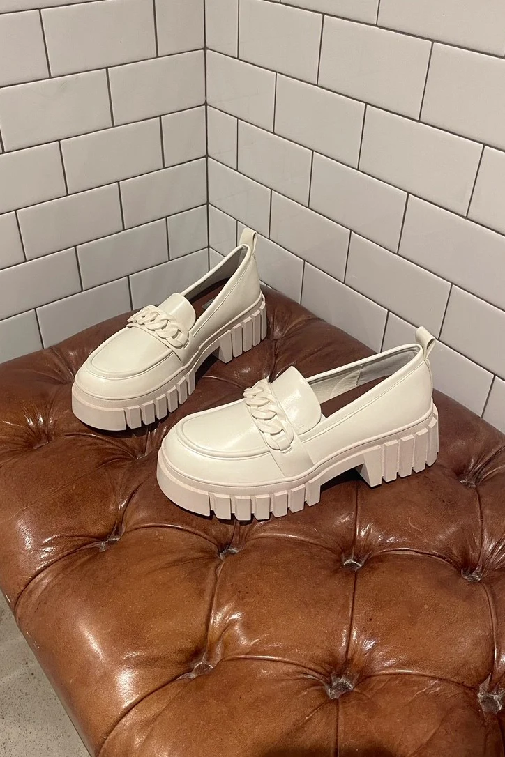 Roze Platform Loafer in Bone - Image 2