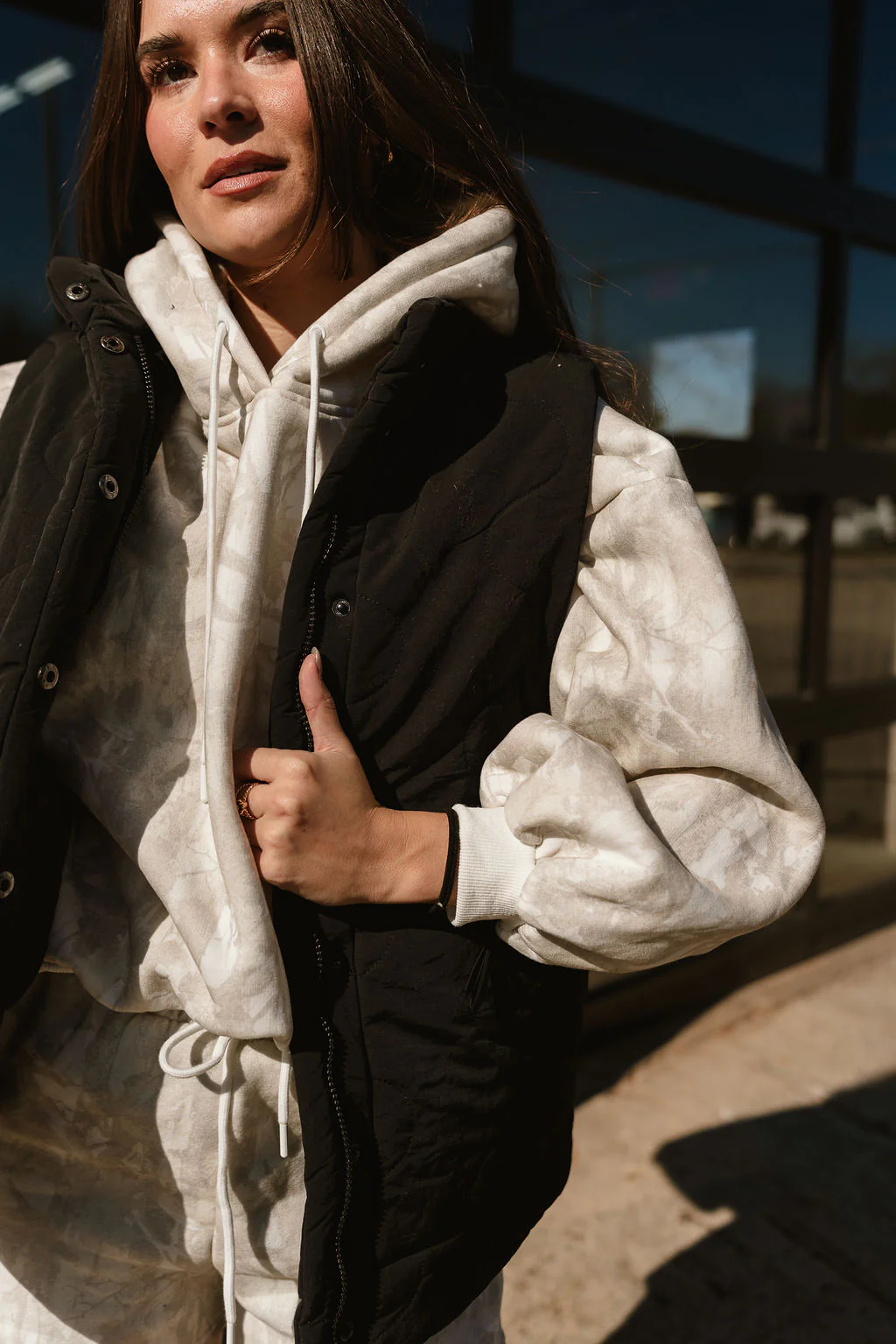 Sadie Black Tie Detail Puffer Vest - Image 8