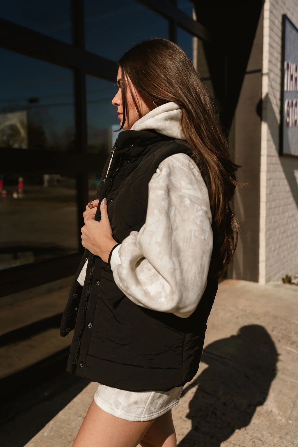 Sadie Black Tie Detail Puffer Vest - Image 9