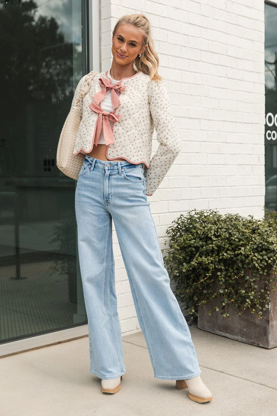 Sadie Cream & Pink Floral Scallop Jacket - Image 3