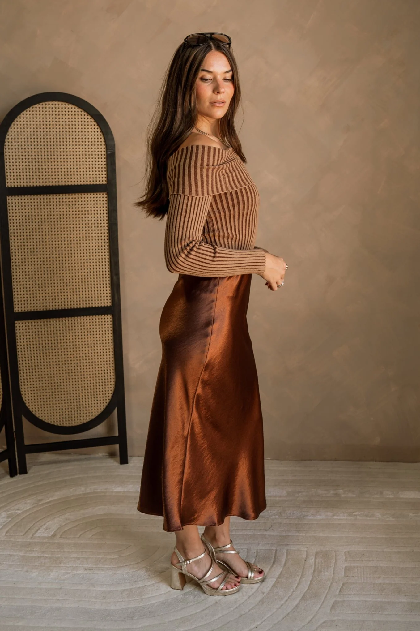 Sasha Ribbed Off-The-Shoulder Top - Image 11