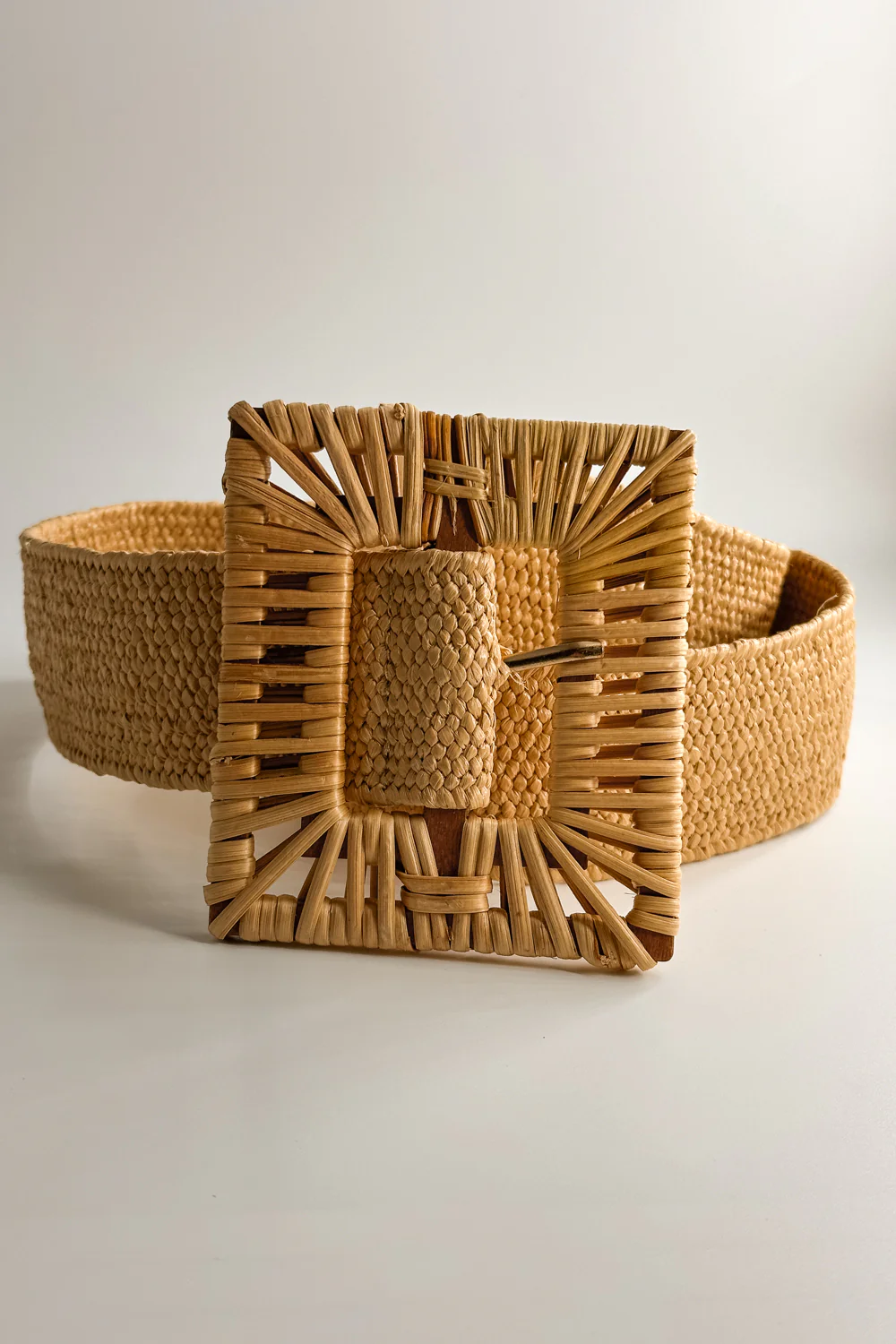 Savannah Tan Rattan Square Adjustable Belt - Image 5
