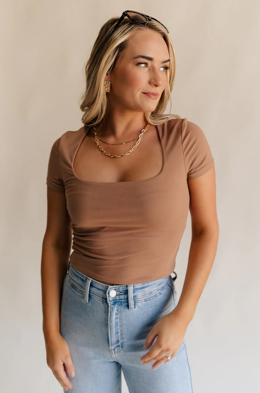 Saylor Toffee Brown Short Sleeve Top - Image 2