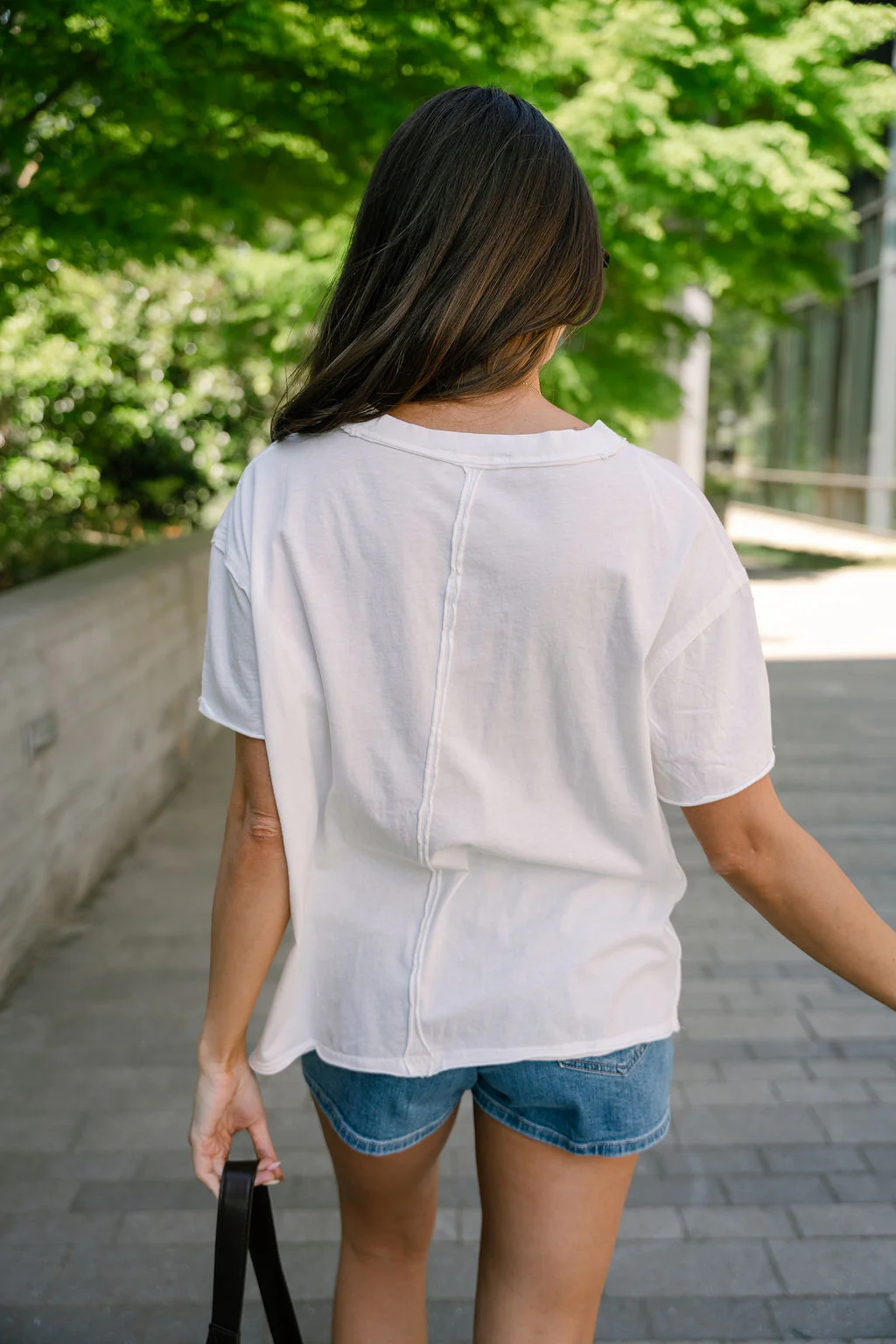 Selah White V-Neckline Short Sleeve Top - Image 4