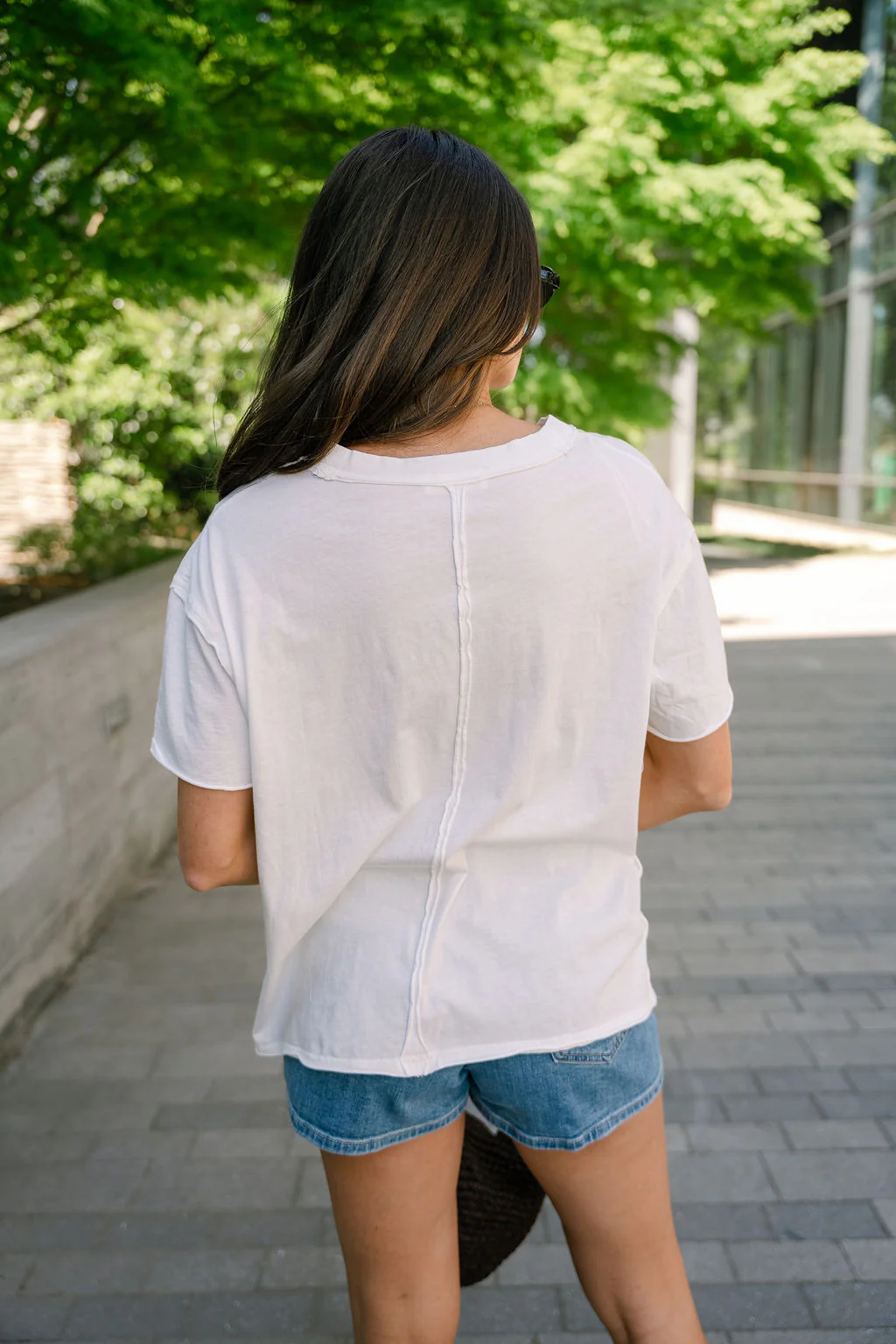Selah White V-Neckline Short Sleeve Top - Image 7