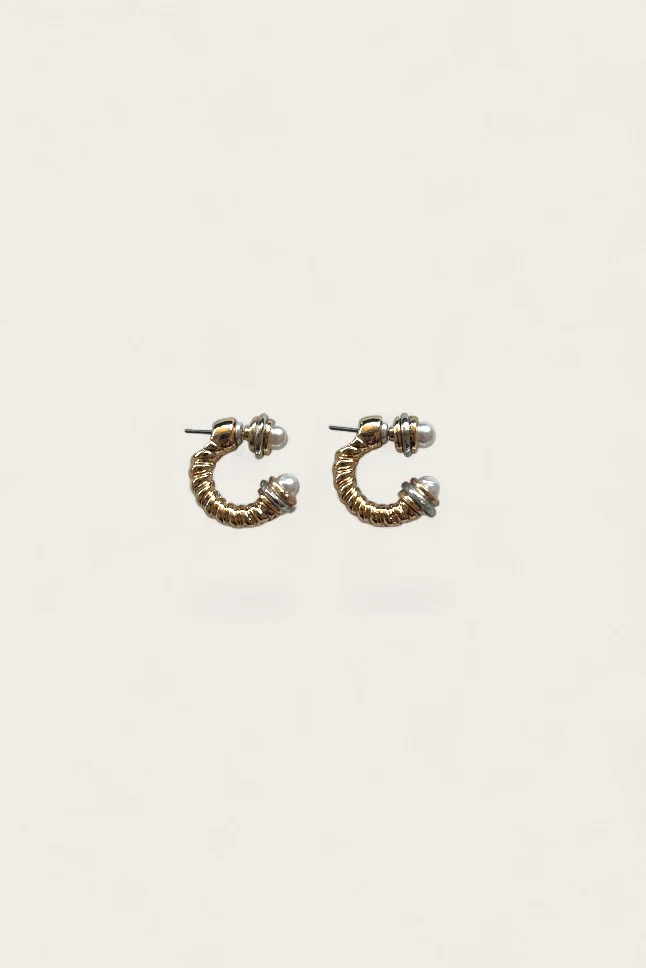 Shiloh Gold Ribbed & Pearls Mini Hoop Earring