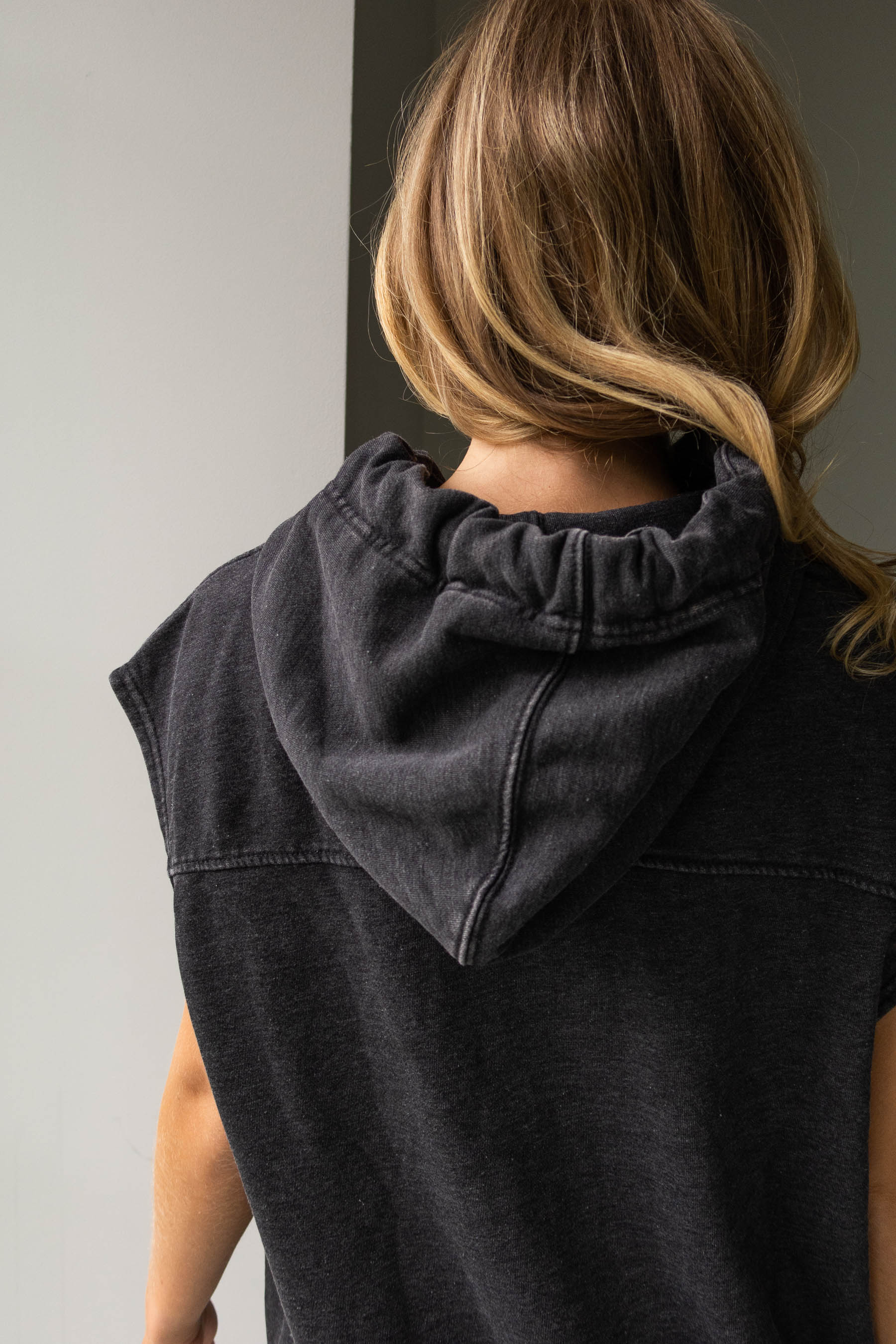 Sierra Washed Black Sleeveless Hoodie - Image 7